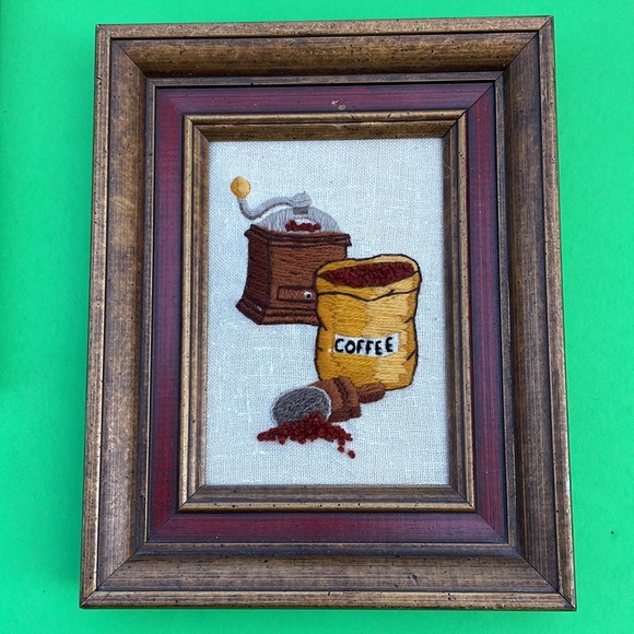 Crewel art frame needlework kitchen coffee grannycore  fall kitsch 70s vtg - Picture 6 of 12